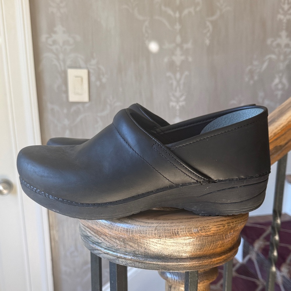 DANSKO XP 20 ladies black clogs excellent condition size 11 1/2 excellent cond
